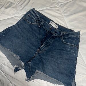 Abercrombie & Fitch mom shorts